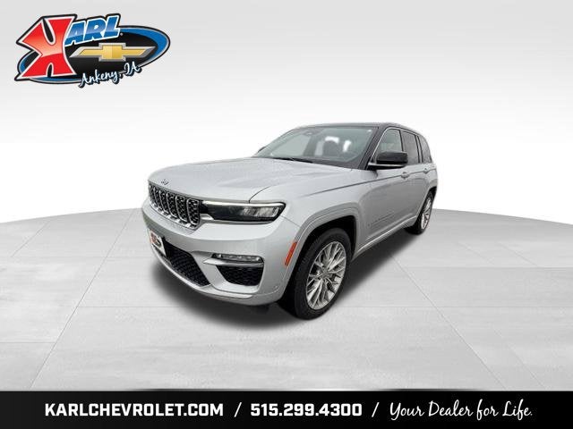 2022 Jeep Grand Cherokee Summit
