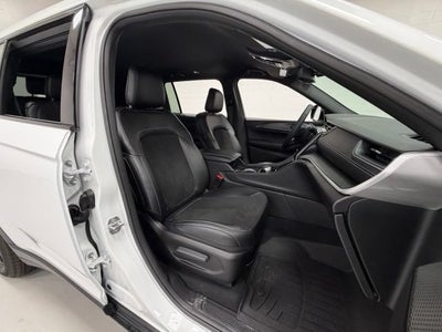 2025 Jeep Grand Cherokee L Altitude 4x4