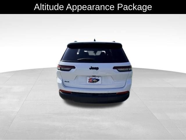 2025 Jeep Grand Cherokee L Altitude 4x4