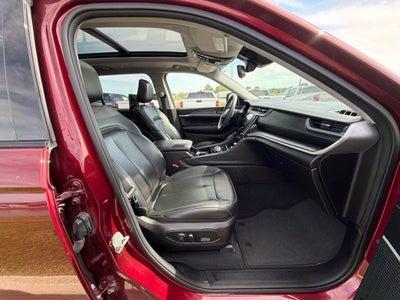 2023 Jeep Grand Cherokee L Limited 4x4