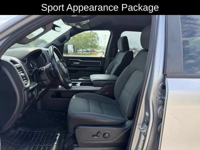 2022 RAM 1500 Big Horn Crew Cab 4x4 5'7" Box