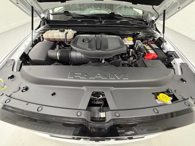 2026 RAM 1500 Laramie Crew Cab 4x4 5'7" Box