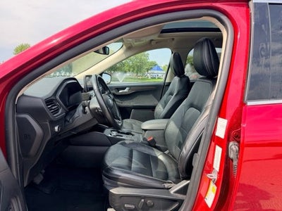 2020 Ford Escape Titanium