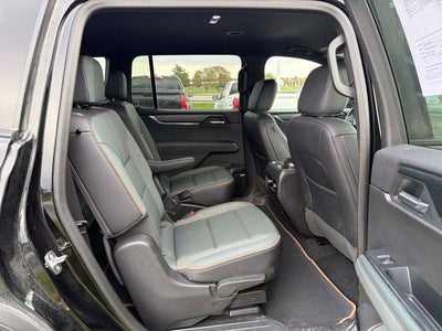 2025 GMC Acadia AT4