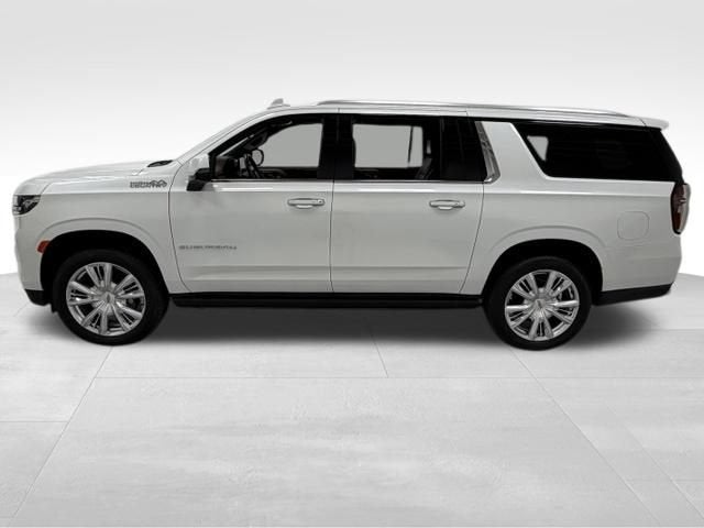 2022 Chevrolet Suburban High Country