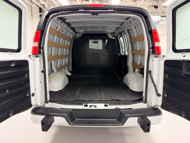 2025 GMC Savana Cargo Work Van