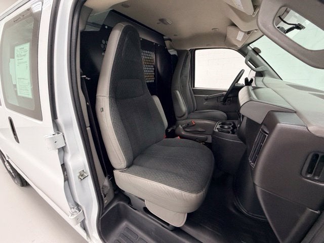 2025 GMC Savana Cargo Work Van