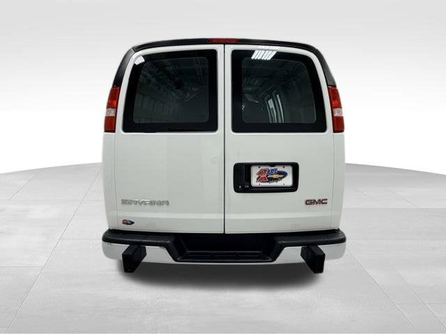 2025 GMC Savana Cargo Work Van