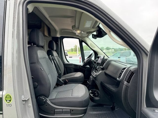 2025 RAM ProMaster Cargo Van SLT+