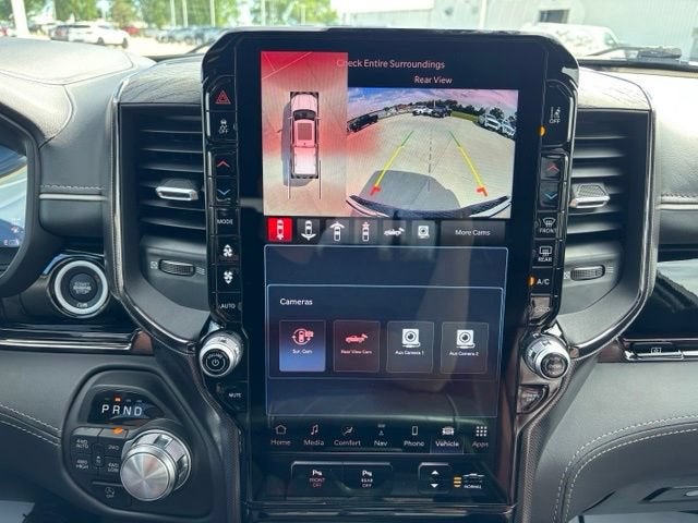 2025 RAM 1500 Limited Crew Cab 4x4 6'4" Box