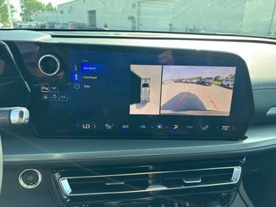 2024 Chevrolet Traverse LS