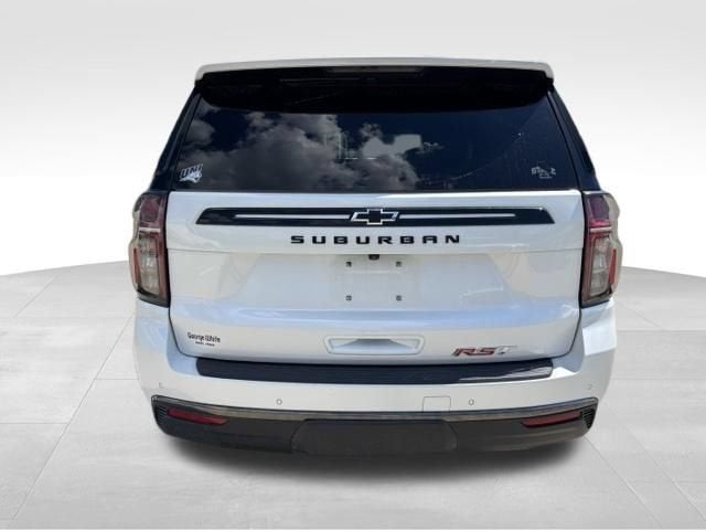 2023 Chevrolet Suburban RST