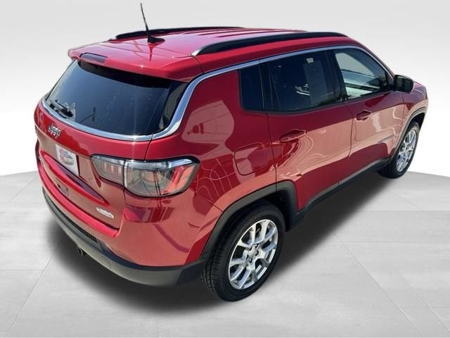 2023 Jeep Compass Latitude Lux FWD