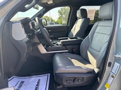 2026 Toyota Tundra SR5 CrewMax 5.5' Bed