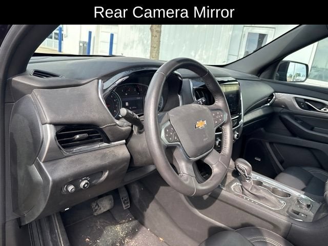 2022 Chevrolet Traverse LT Leather
