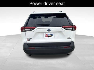 2021 Toyota RAV4 Hybrid XLE