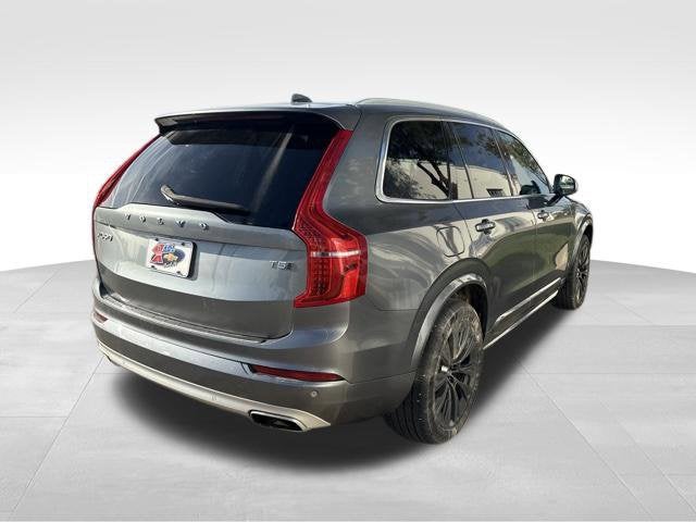2020 Volvo XC90 T5 Momentum 7 Passenger
