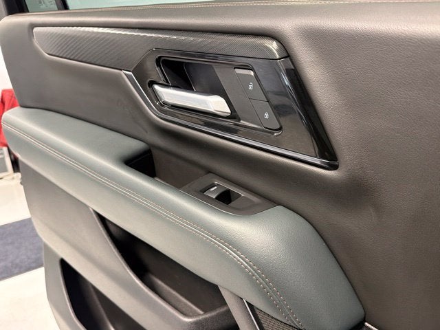 2025 GMC Yukon XL AT4