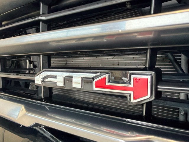 2025 GMC Yukon XL AT4