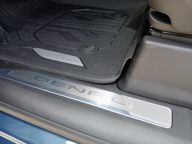 2026 GMC Sierra 2500HD Denali - Photo 14