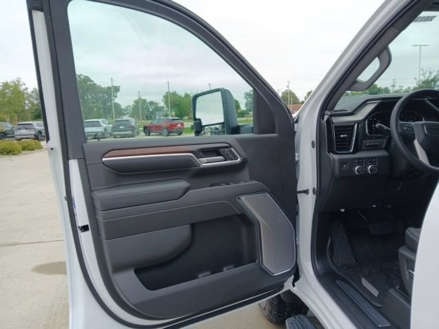 2026 GMC Sierra 2500HD Denali - Photo 13