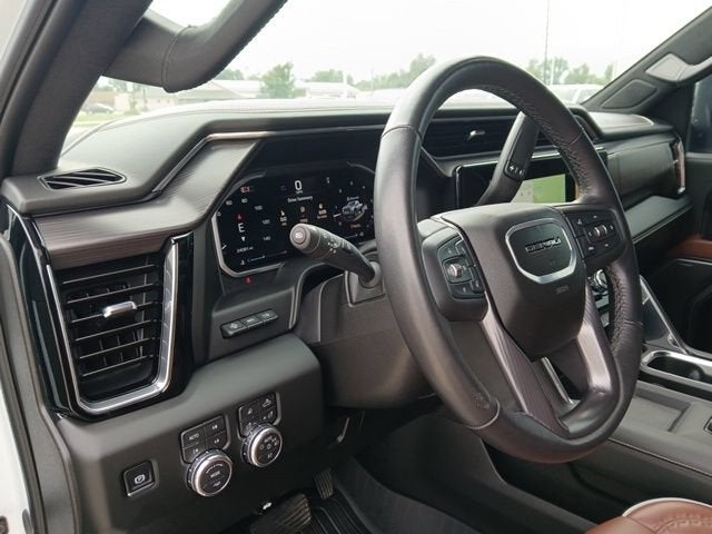 2026 GMC Sierra 2500HD Denali Ultimate - Photo 18