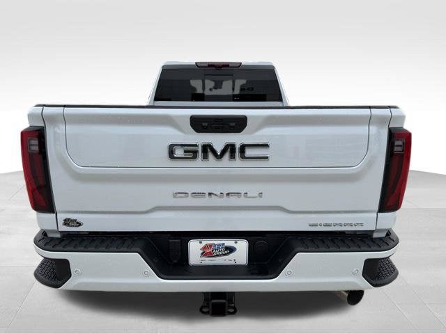2026 GMC Sierra 3500 HD Denali Ultimate DRW