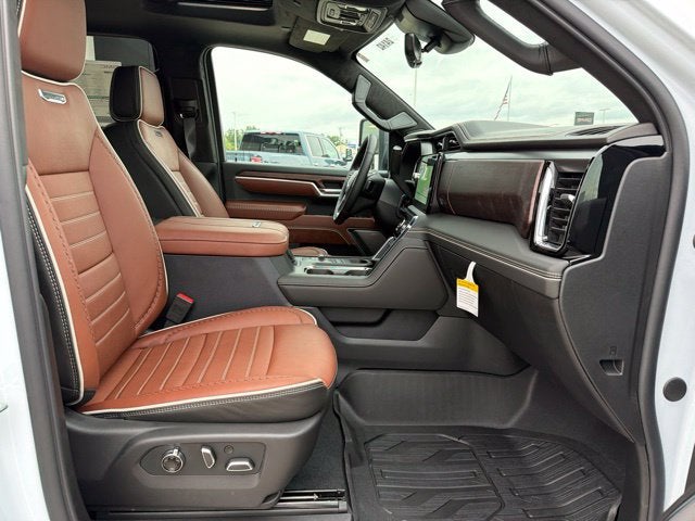 2026 GMC Sierra 3500 HD Denali Ultimate DRW