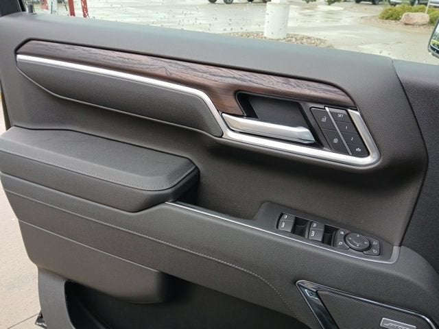 2026 GMC Sierra 1500 SLT - Photo 13