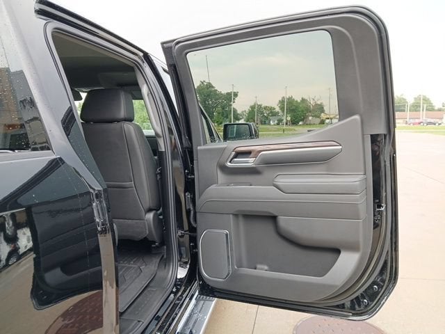 2026 GMC Sierra 1500 SLT - Photo 24