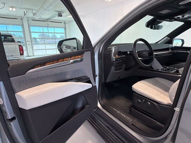 2025 Cadillac Escalade Premium Luxury Platinum