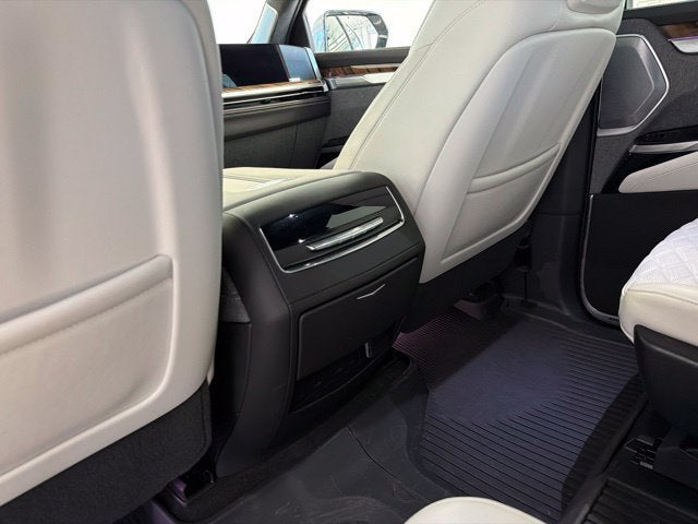 2025 Cadillac Escalade Premium Luxury Platinum