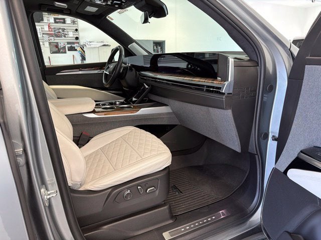 2025 Cadillac Escalade Premium Luxury Platinum - Photo 50