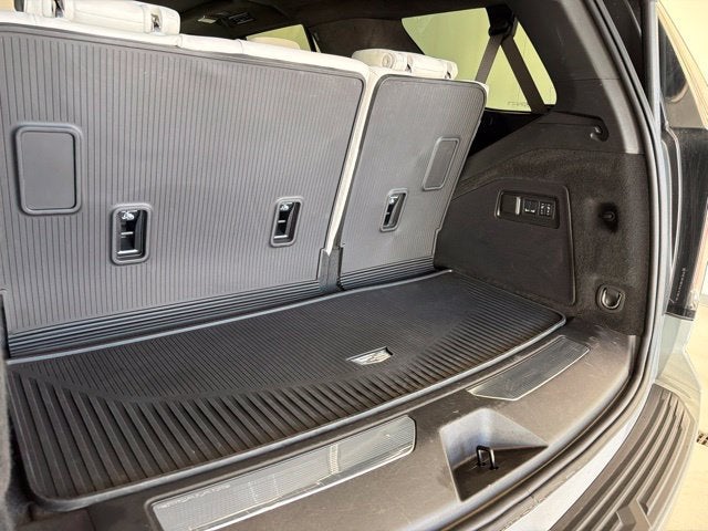 2025 Cadillac Escalade Premium Luxury Platinum