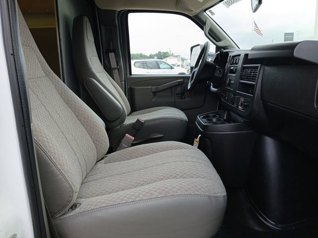 2026 GMC Savana Cutaway 4500 2WT