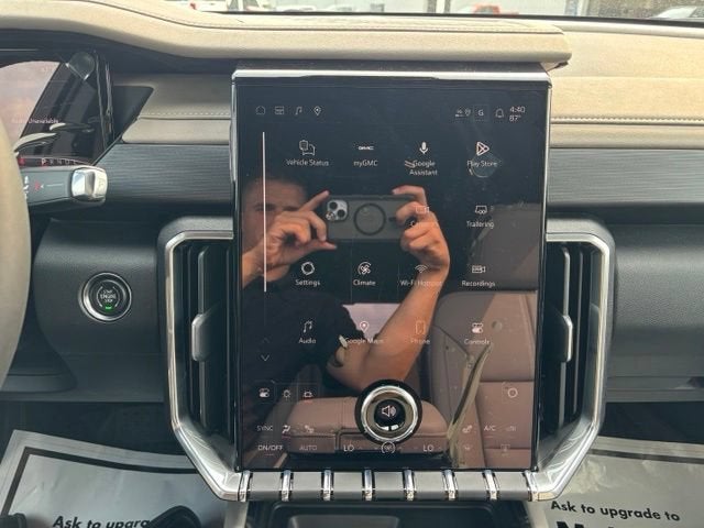 2027 GMC Acadia Elevation