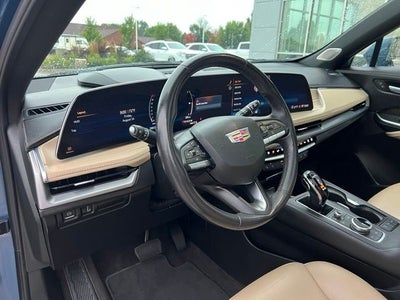 2024 Cadillac XT4 Premium Luxury