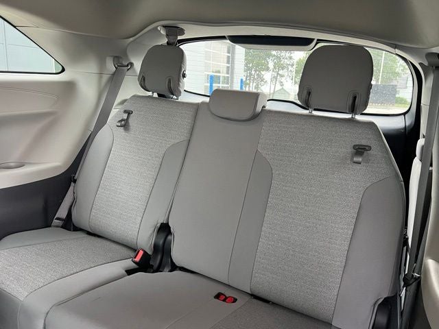 2024 Toyota Sienna LE 8 Passenger